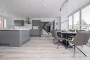 THE HAWTHORNS- click for photo gallery